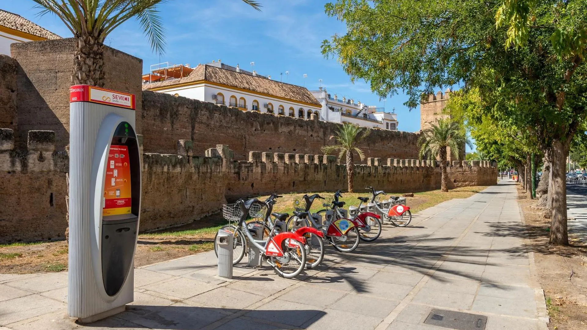 Modern Atico, Close Macarena/Sevilla Center Apartment Seville