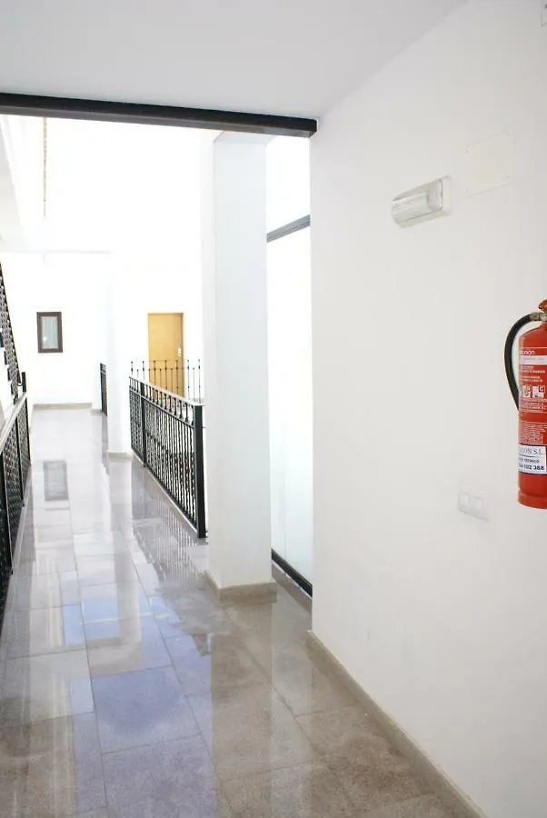 Modern Atico, Close Macarena/Sevilla Center Apartment